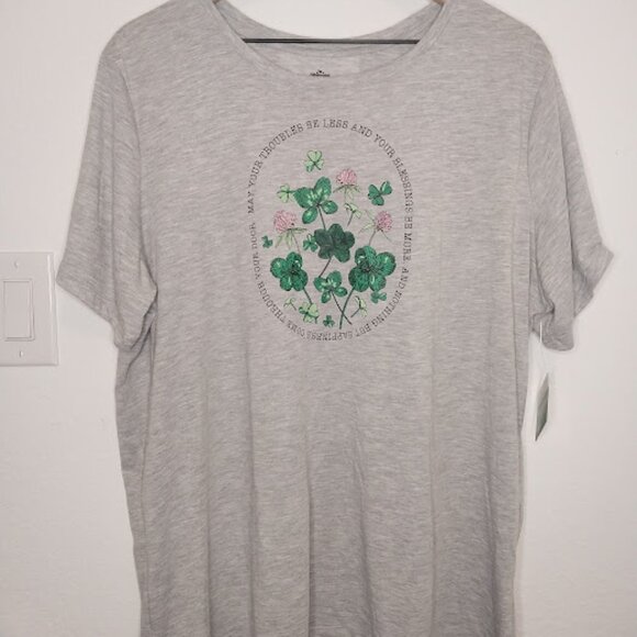 St. Patrick's Day Women's Botanical Clovers - Picture 4 of 7